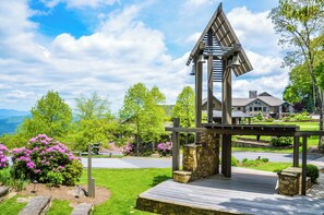 Property grounds - Changes in Latitude - Private Club Access (Yancey County)