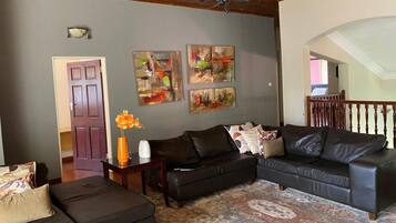 Apartment | 4 bilik tidur