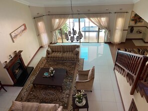 4 عدّة غرف نوم