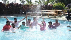 รูปภาพที่ไม่ได้จัดประเภท, 4 จาก 8, ปุ่ม