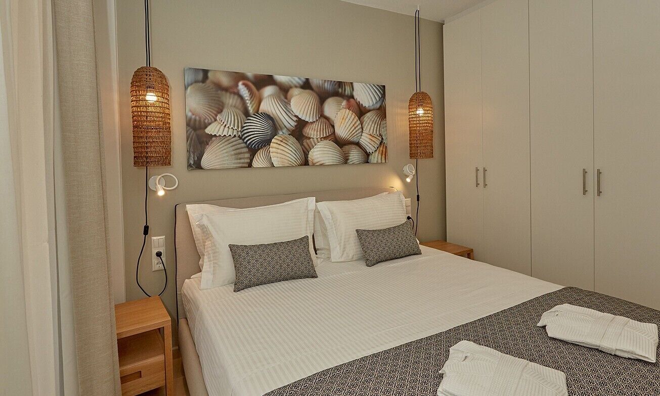 Egyptian cotton sheets, premium bedding, down duvets