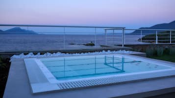 Villa, 4 Bedrooms | Private pool