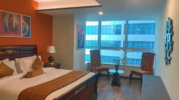 3 chambres, fer et planche Ă repasser, Wi-Fi, draps fournis