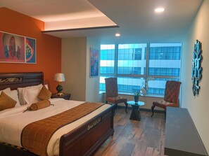 3 bedrooms, iron/ironing board, WiFi, bed sheets - The Vista Retreat by Walk-Inn (Islamabad)