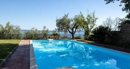 Olivetello - Matrimoniale vista piscina