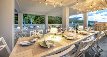 The Villa Michelle • Luxury • Heated Pool • Generator