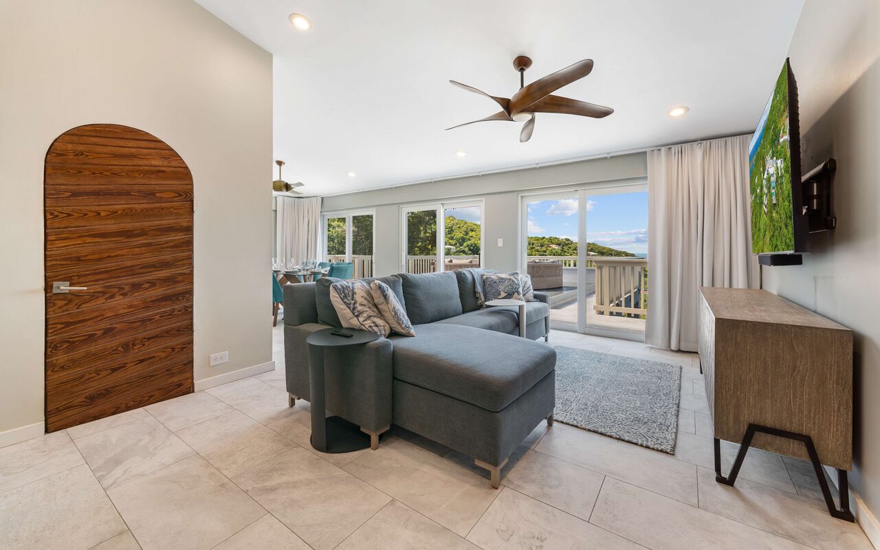 智能電視、DVD 播放機、音響、 辦公室