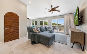 Smart TV, reproductor de DVD, estéreo, oficina