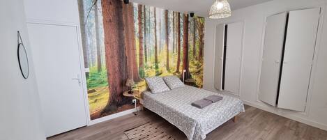 3 bedrooms, WiFi, bed sheets