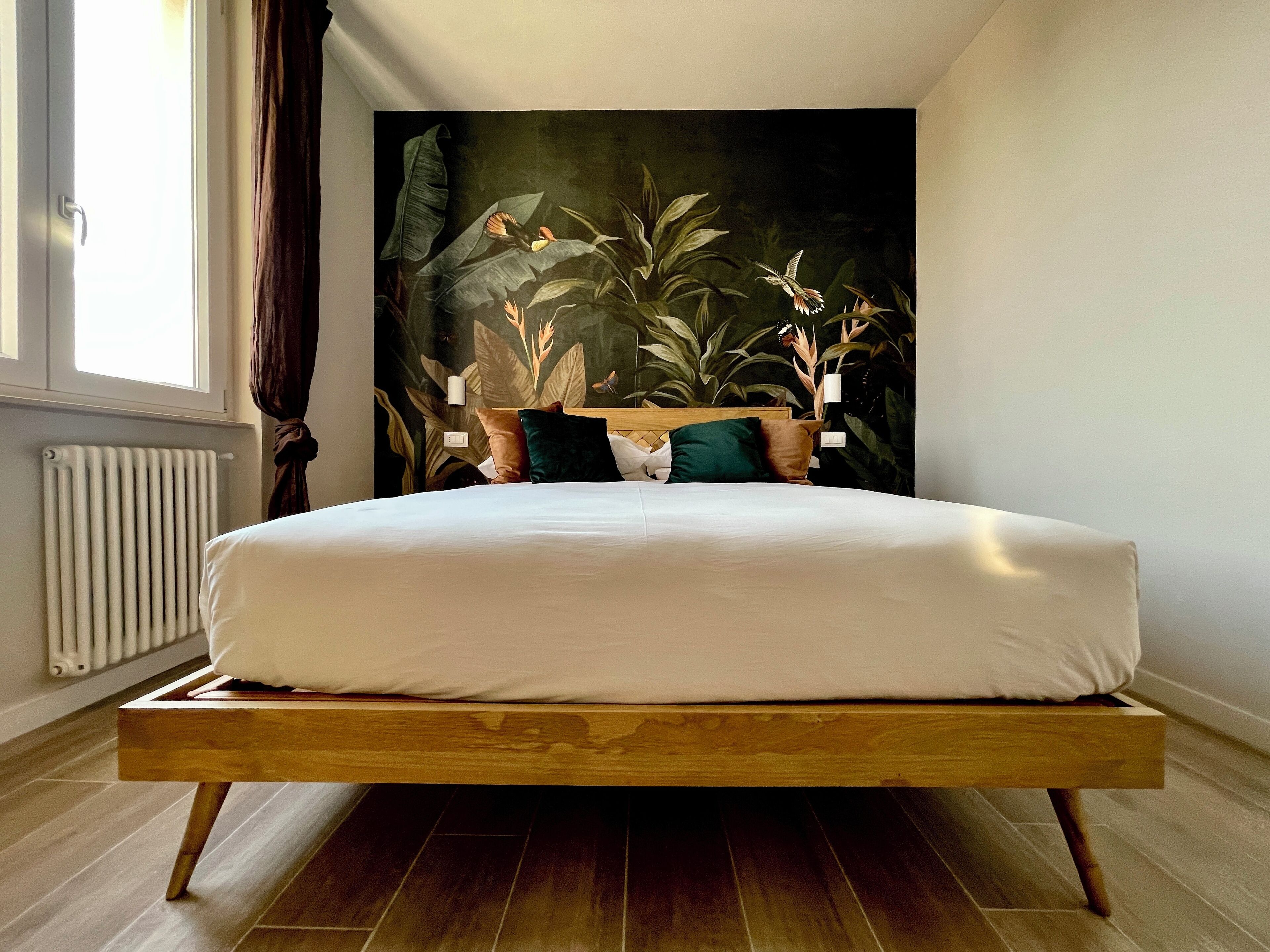 4 Schlafzimmer, Zimmersafe, Schreibtisch, Bügeleisen/Bügelbrett