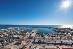 Marina - Cozy Apart. In Fuengirola with Beach Views (Fuengirola)