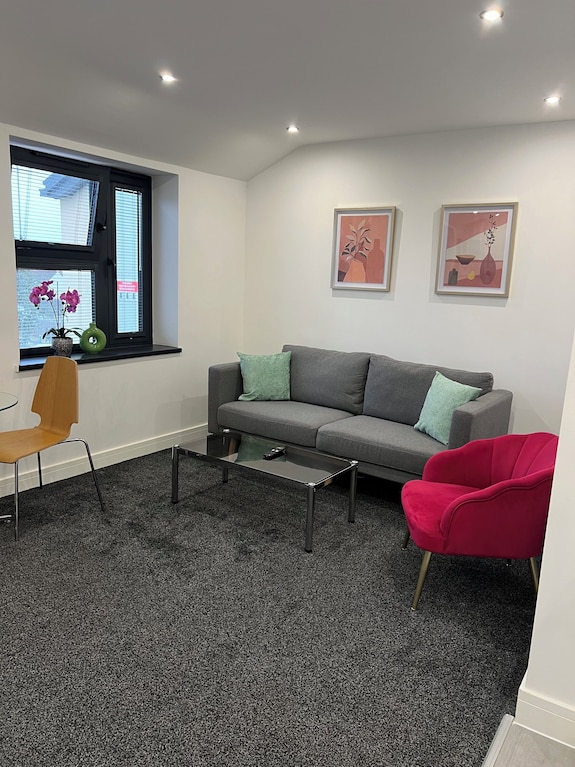 Modern And Stylish Two Bed Room Flat With A Private Balcony - Oxford
