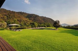 Vue depuis lâhĂ©bergement