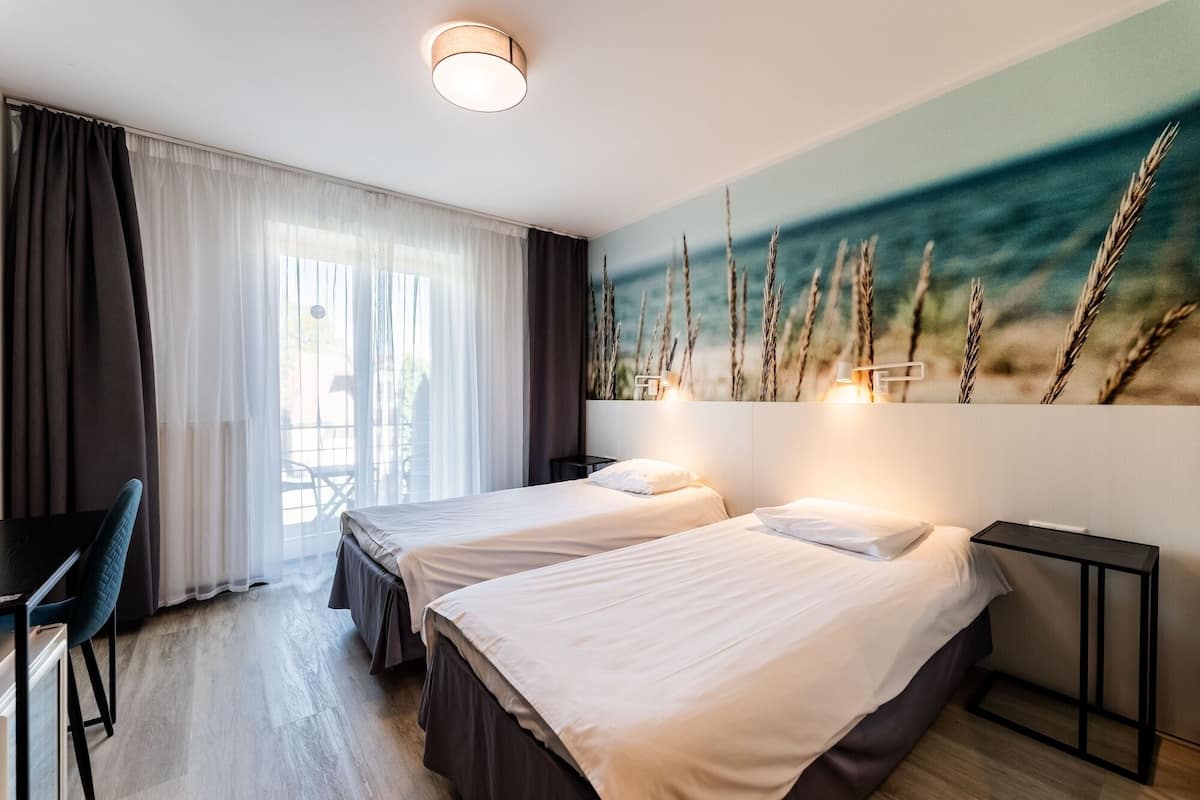 Standard Twin Room, 2 Single Beds, Park View
