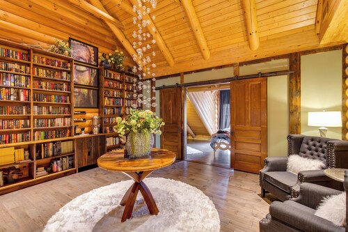 Privately owned Retreat Center on 200 acres.