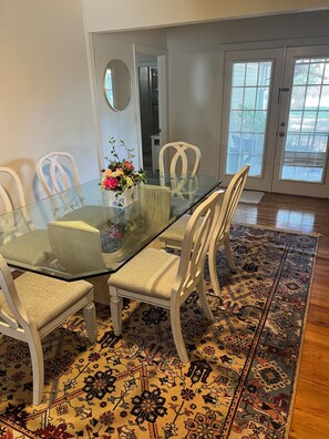 Dining - Cozy 3-bedroom house in enjoyable Wichita Falls next to Midwestern State. (Wichita Falls)