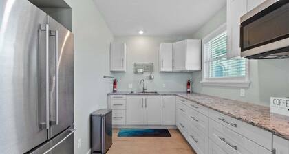 Ocean front home in Flagler Beach! Dog friendly! Sleeps 8!