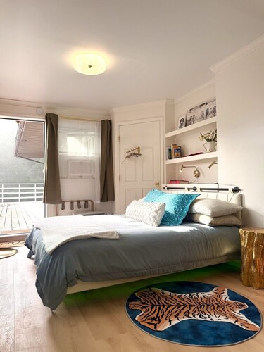 Catskills Apartment, Little Love Bird #5