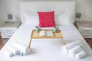 3 quartos, escrivaninha, Wi-Fi de cortesia, roupa de cama