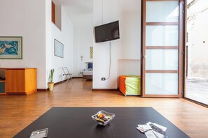 1 Schlafzimmer, Bügeleisen/Bügelbrett
