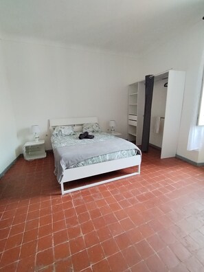 2 Schlafzimmer, Bettwäsche