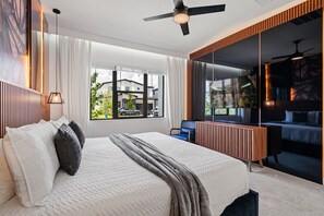 10 bedrooms, iron/ironing board, WiFi, bed sheets - 10 Bedrooms/ 9 Bathrooms/ Paradiso Grande (6170 HS) (Orlando)