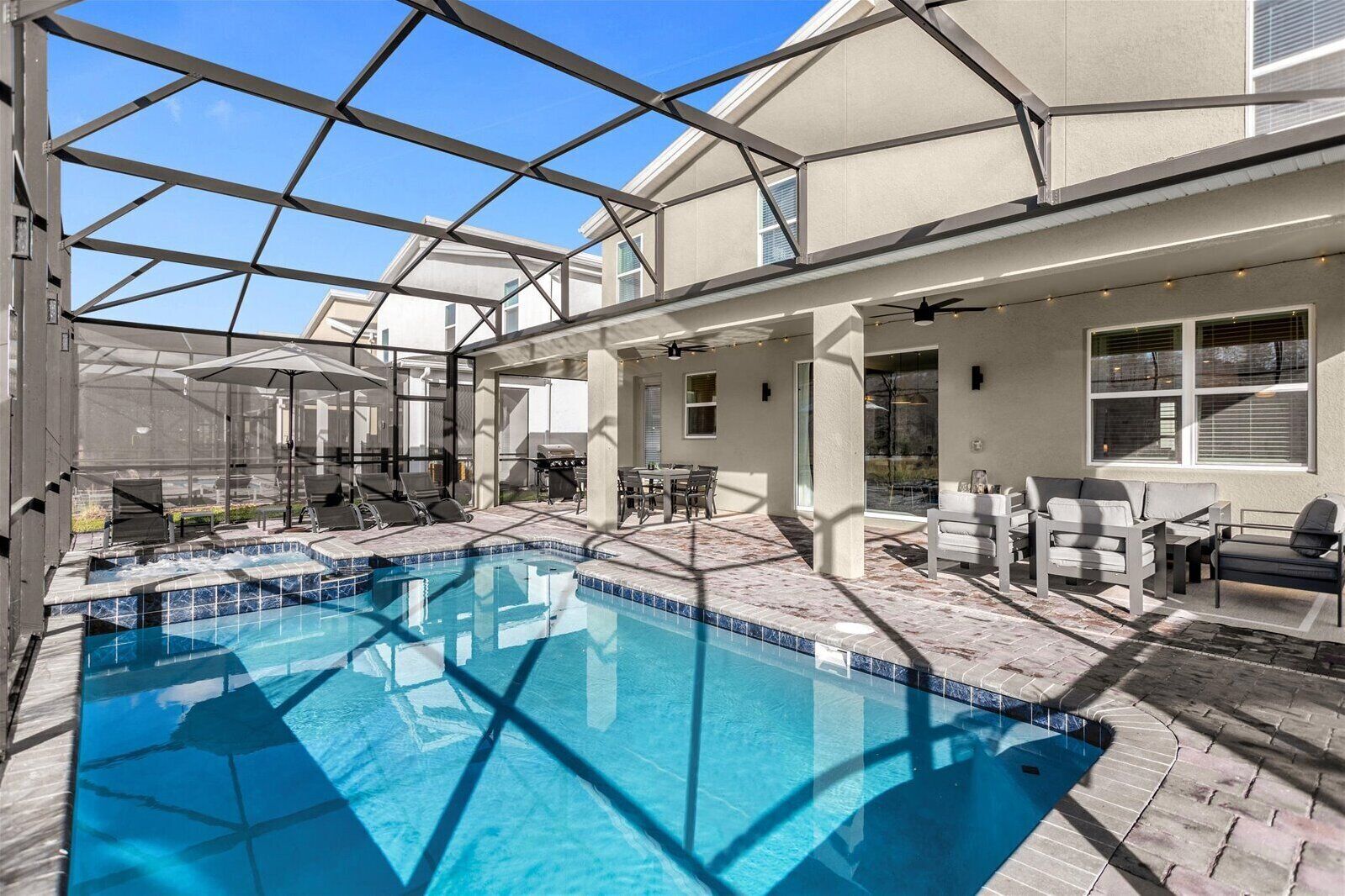 Indoor pool, outdoor pool