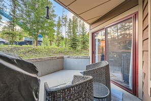 Terrace/patio - Steps to the Slopes/Pool and Hot Tub Access/Private Patio with Grill (Keystone)