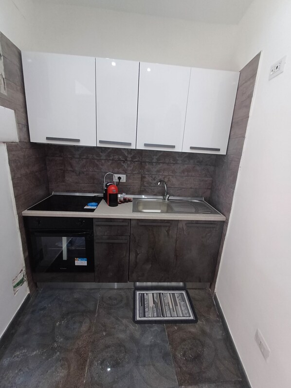 Oven, stovetop - Annamaria's petite maison (Napoli)