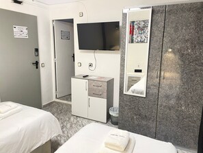 1 dormitorio y ropa de cama