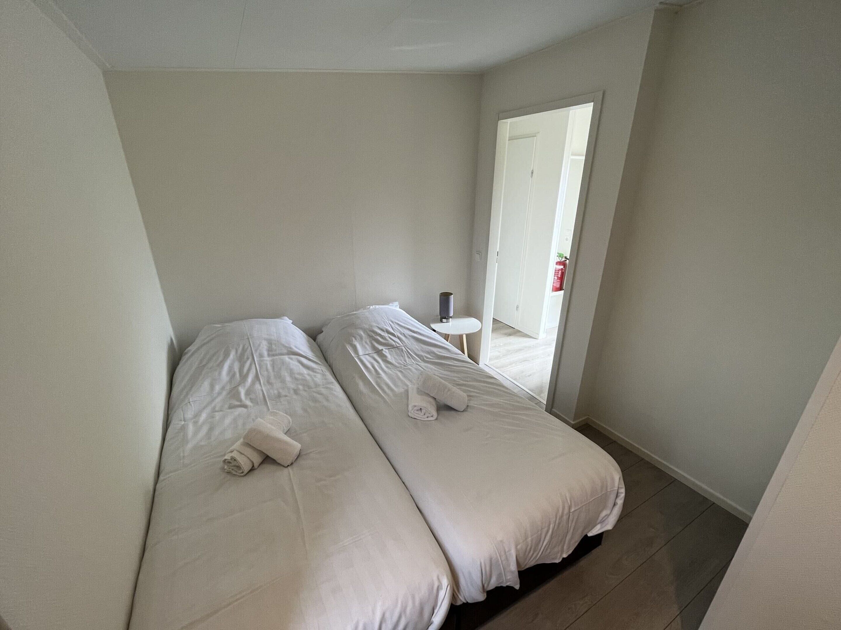 Chalet | 3 bedrooms, individually furnished, bed sheets