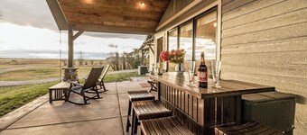 The Riverhouse on the East Gallatin
