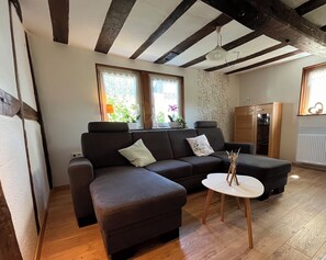 TV, fireplace, stereo - Ferienhäuschen Kleine Auszeit (Seesbach)