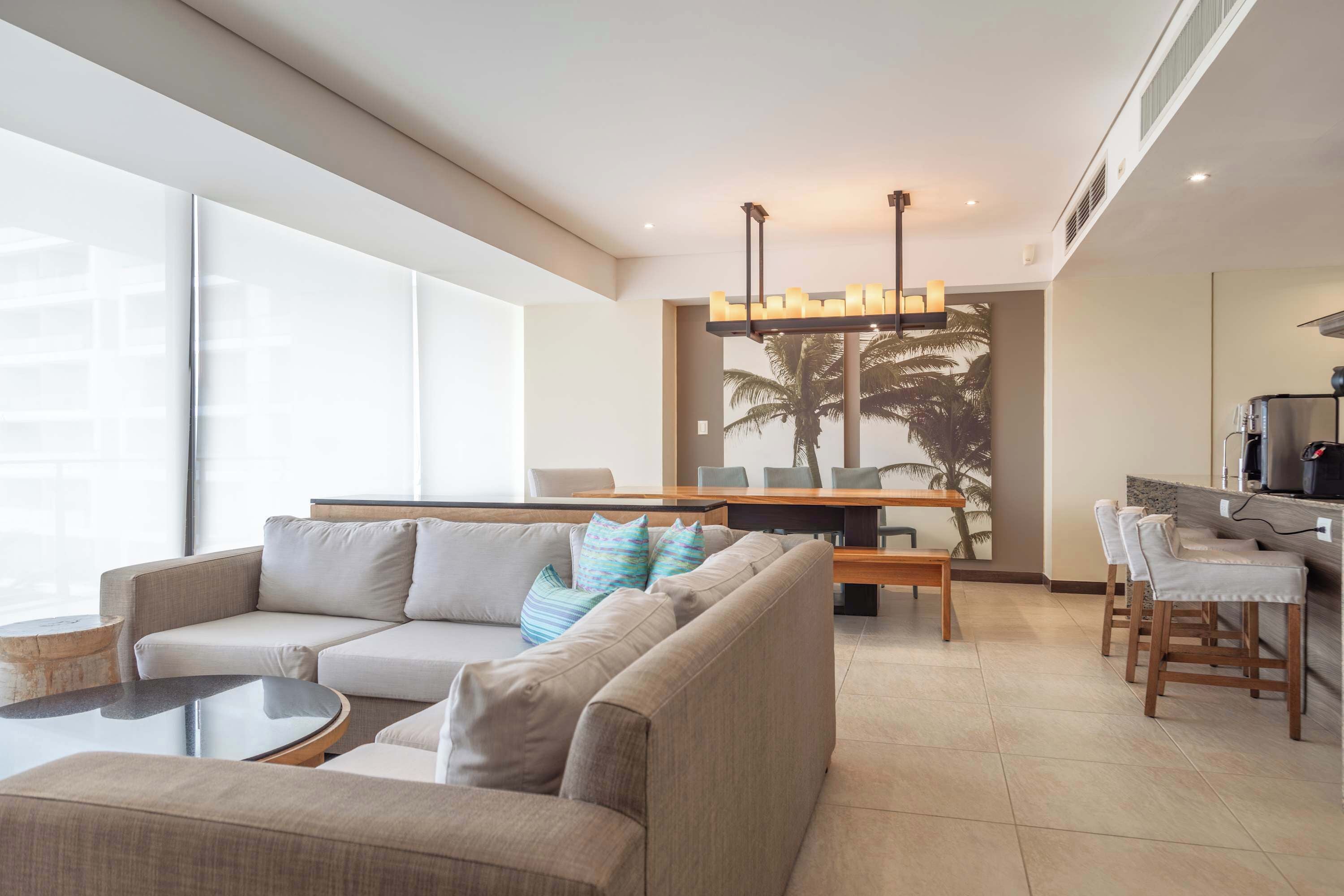 Televisio, stereot, työhuone