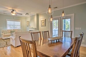 Interior - The Southport Cottage! (Southport)