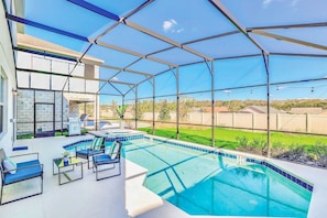 Terrace/patio - UpstaySleeps20ThemeRoomsPoolHotTubTheatr (Kissimmee)