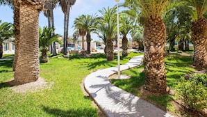 Unclassified image, 2 of 39, button - Charming Family Apartment (Roquetas de Mar)
