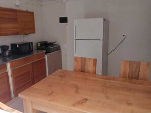 Private kitchen - Road Living Home (Medellín)