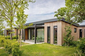 Bungalow | Exterior - Lodge by Markermeer Near Hoorn (Wijdenes)