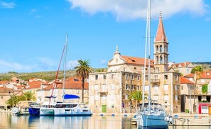 Marina - Villa Julia with a private heated pool, ideal for large groups (Milna)