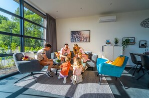 Tent | Children’s area - Cozy Tent Lodge With Sanitary Facilities (Enkhuizen)