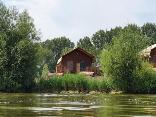 Ijsselmeer Glamping Stay for 5