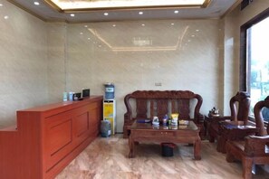 Unclassified image, 2 of 11, button - Dongxing Qianghua Business Hotel (Dongxing)