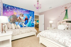 8 bedrooms, free WiFi