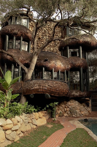 The Santa Barbara Whale House