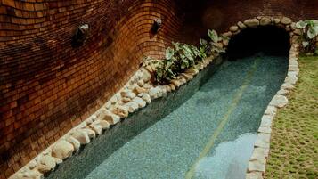 Ulkouima-allas, lämmitetty uima-allas