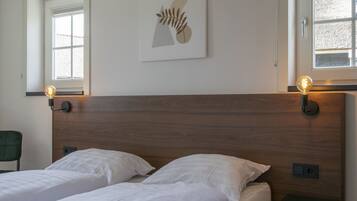 Villa | 5 bedrooms, individually furnished, bed sheets