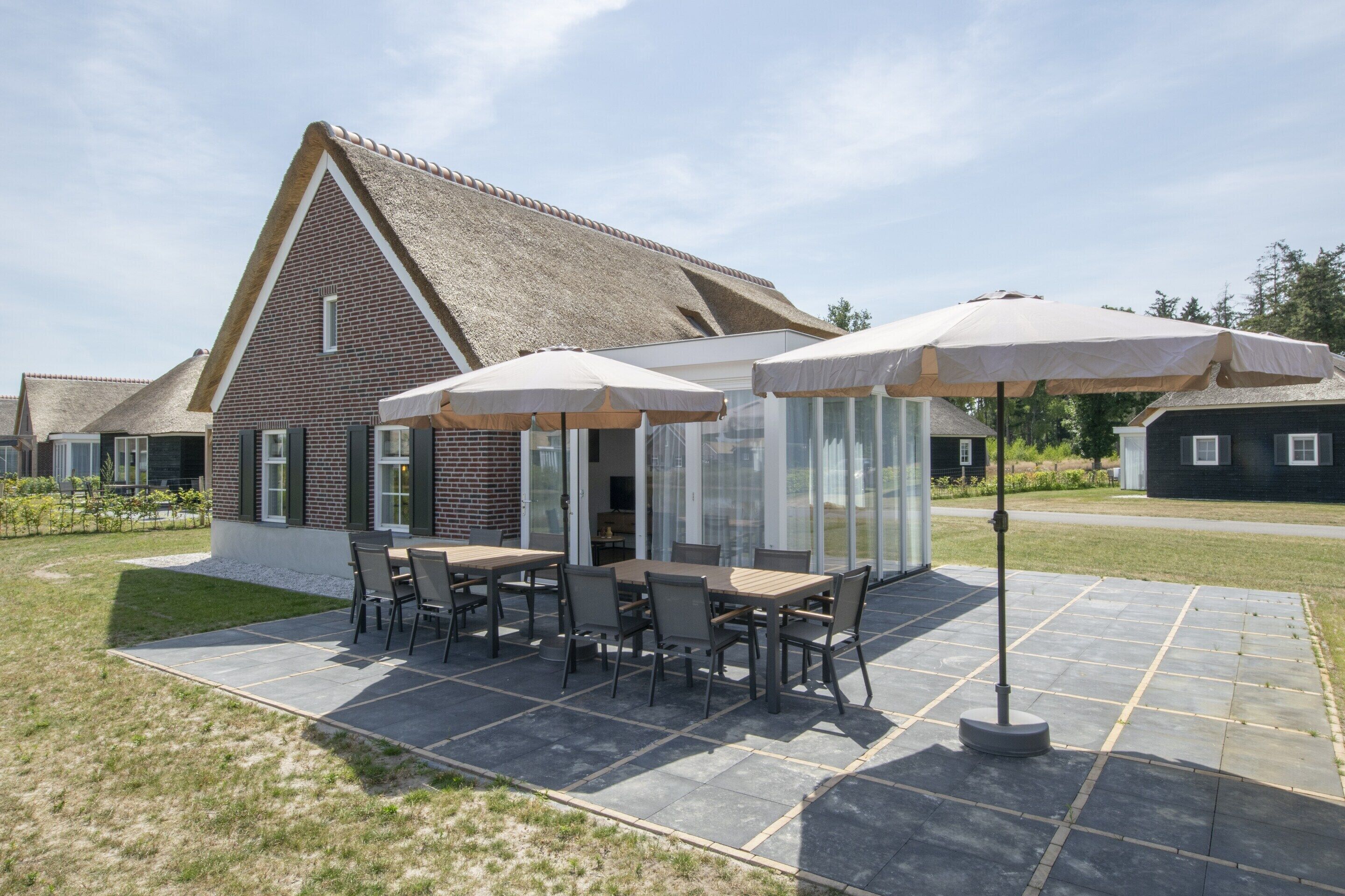 Villa | Outdoor dining