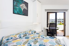 1 chambre, fer et planche à repasser, Wi-Fi, draps fournis