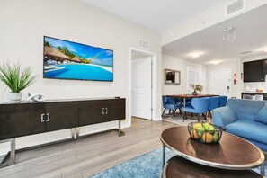 TV - Stylish and New! 3br, Steps fr. Universal Drive (Orlando)